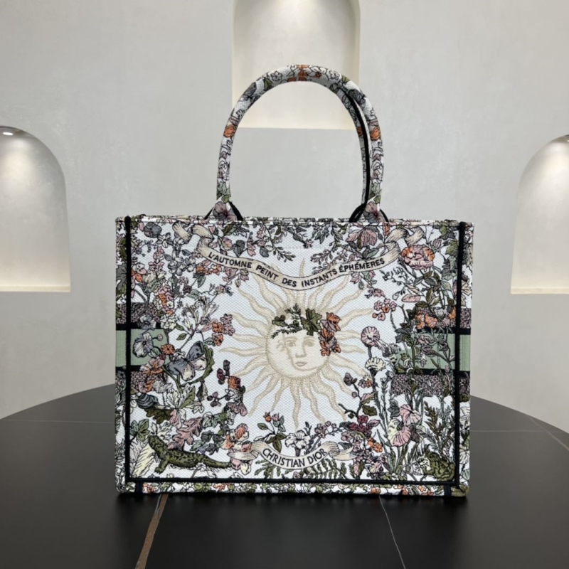 Dior Shopping Bags